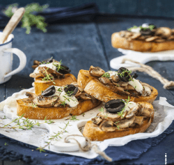 Apfel-Schichtdessert mit Schokolade